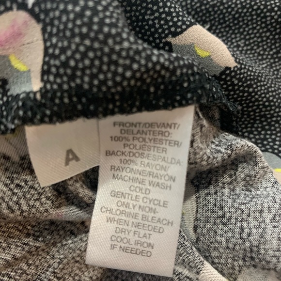 LOFT Floral Sleeveless Blouse - Picture 4 of 6